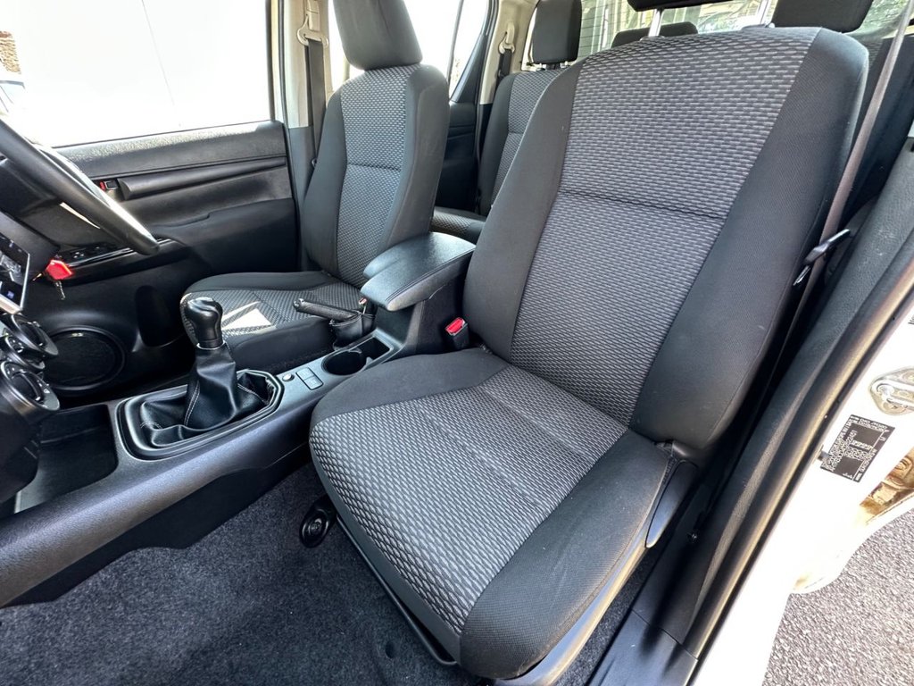 Used Toyota Hilux 2019 for sale - 76434091: Photo 12