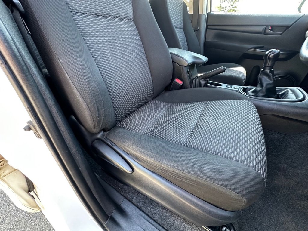 Used Toyota Hilux 2019 for sale - 76434091: Photo 21