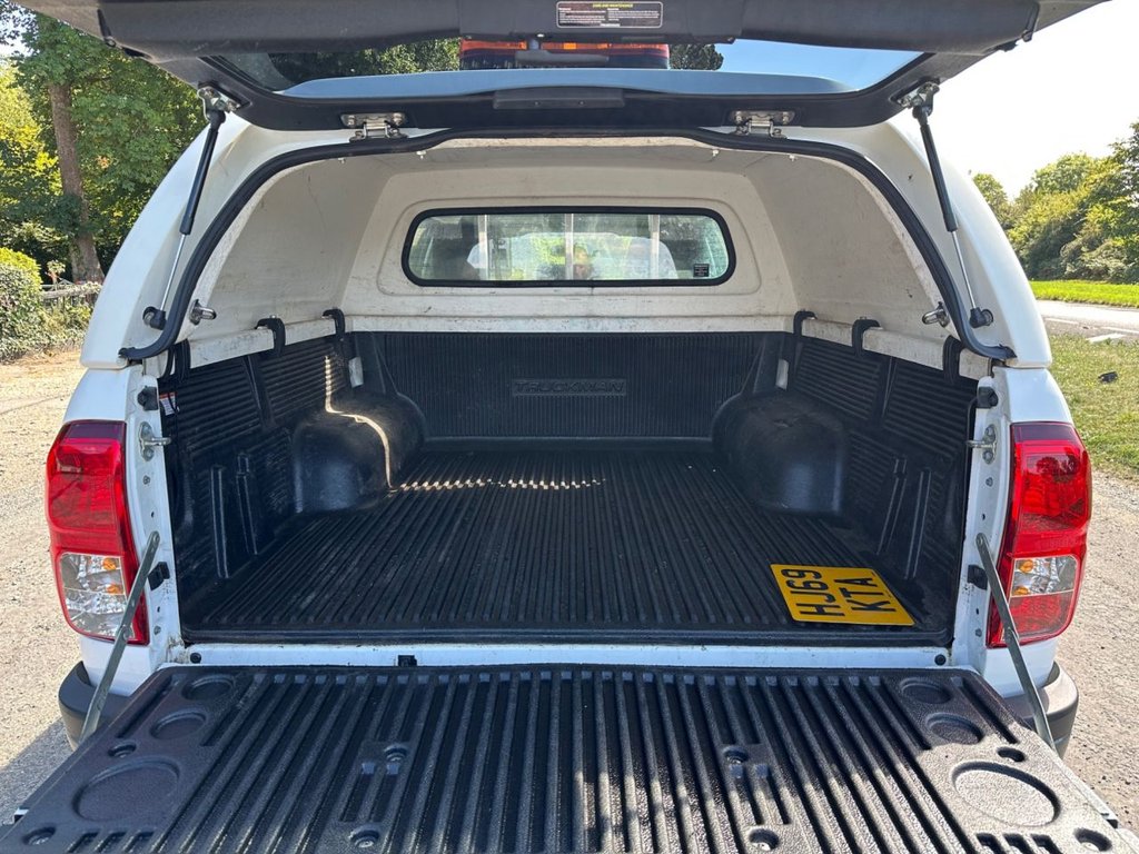 Used Toyota Hilux 2019 for sale - 76434091: Photo 26