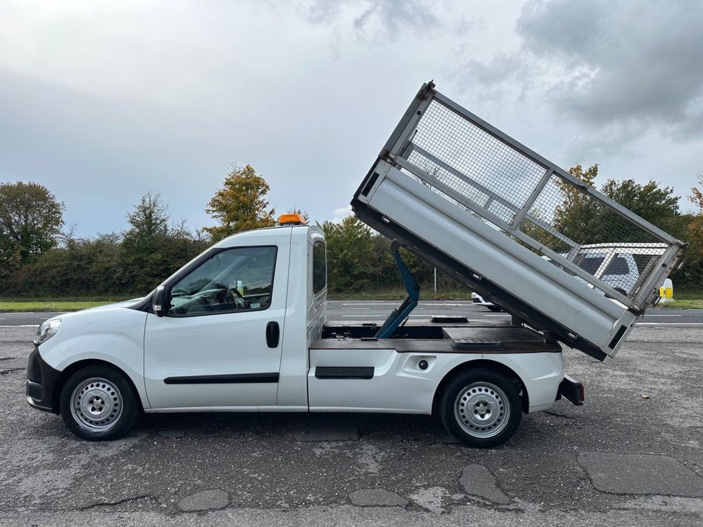 Used Fiat Doblo 2017 for sale - 76434065: Photo 11