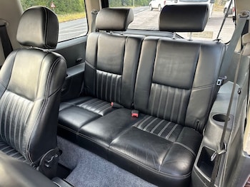 Used Mitsubishi Shogun 2004 for sale - 79438313: Photo