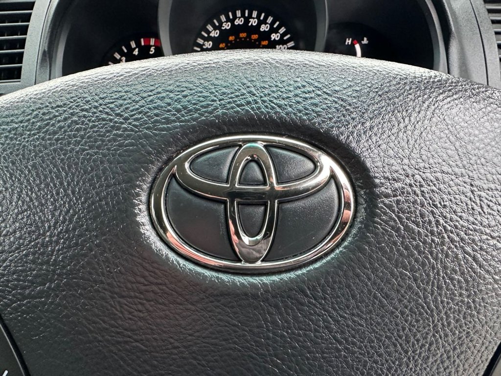 Used Toyota Hilux 2011 for sale - 77703885: Photo 14