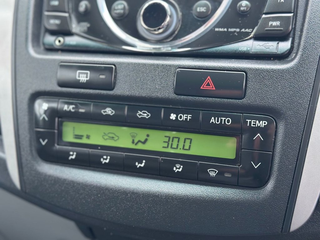 Used Toyota Hilux 2011 for sale - 77703885: Photo 18