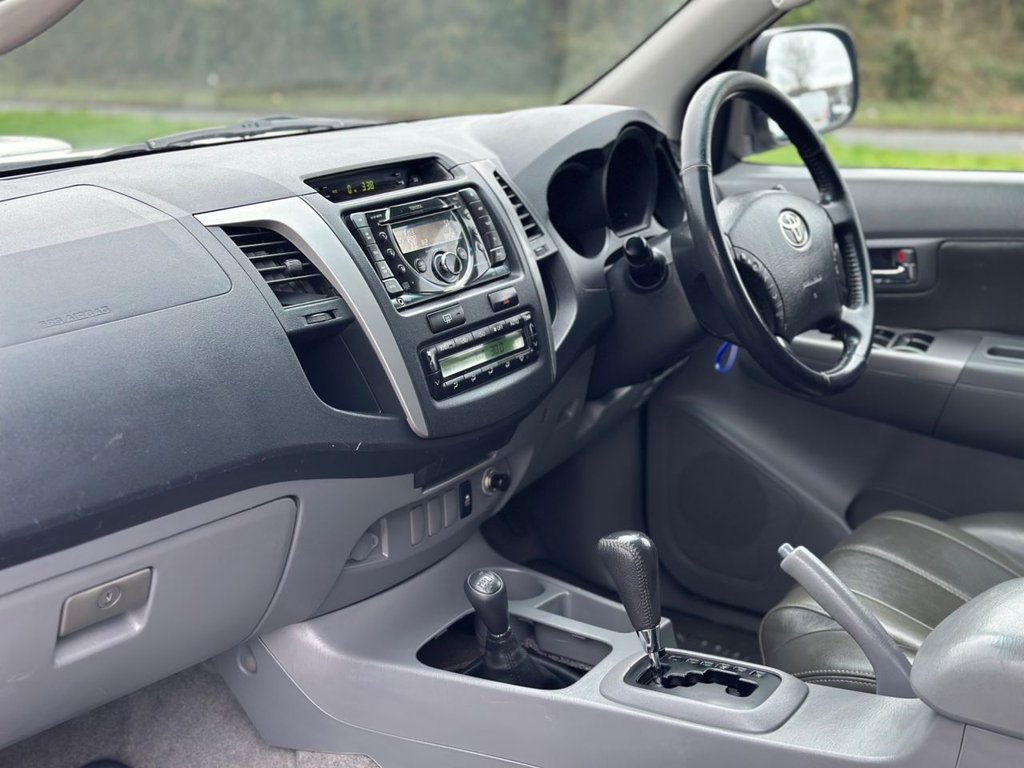 Used Toyota Hilux 2011 for sale - 77703885: Photo 29