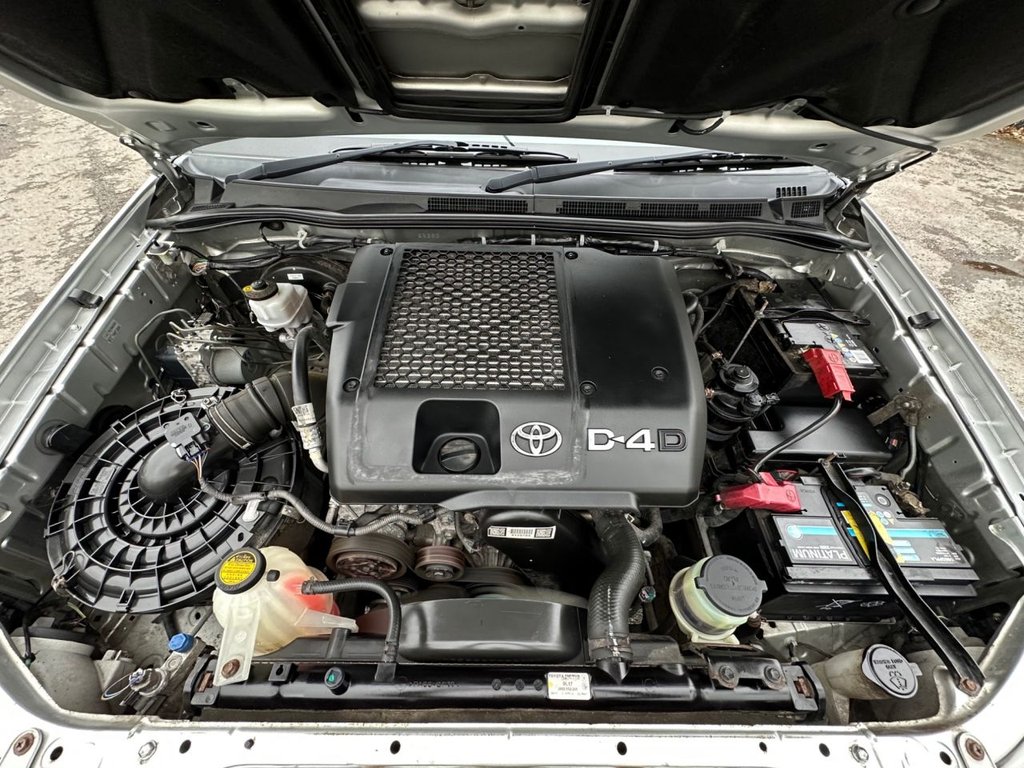 Used Toyota Hilux 2011 for sale - 77703885: Photo 3