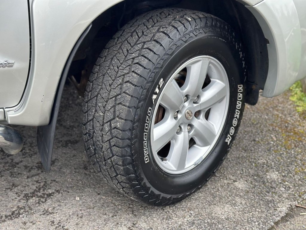 Used Toyota Hilux 2011 for sale - 77703885: Photo 34