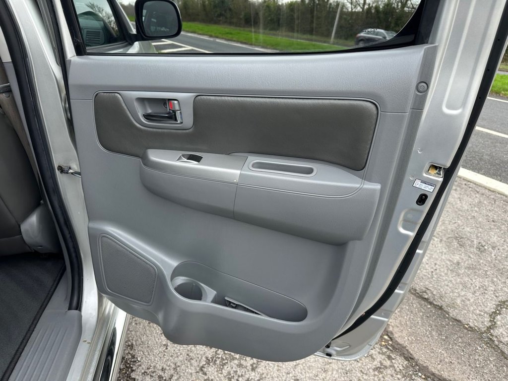 Used Toyota Hilux 2011 for sale - 77703885: Photo 35