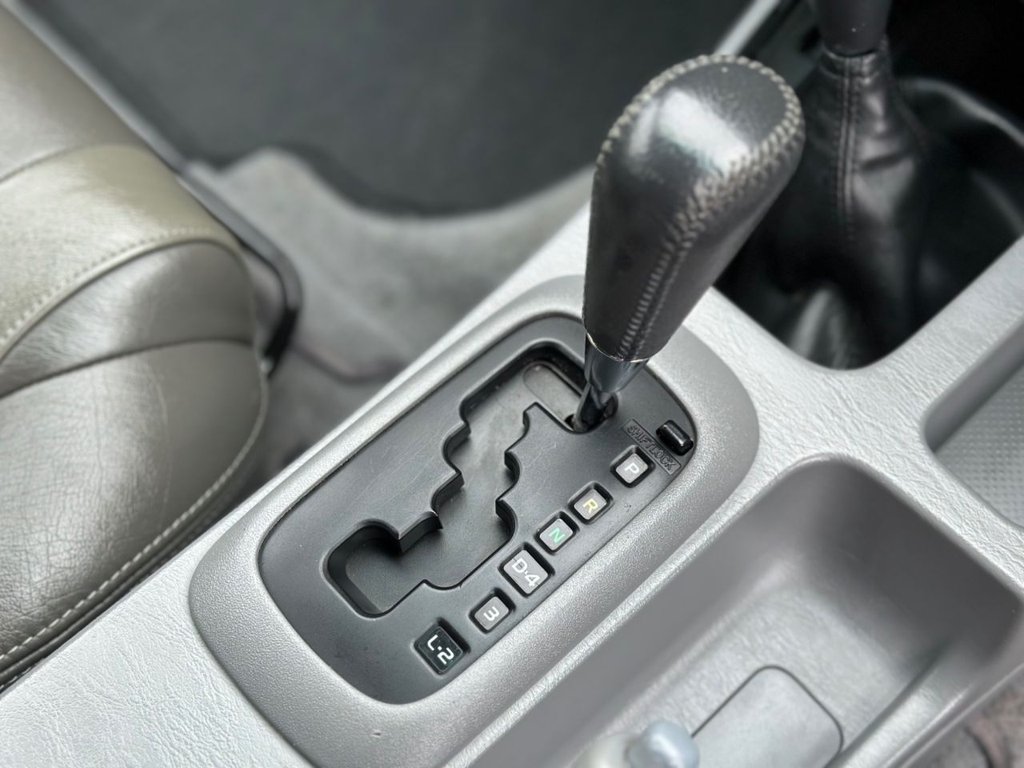 Used Toyota Hilux 2011 for sale - 77703885: Photo 4