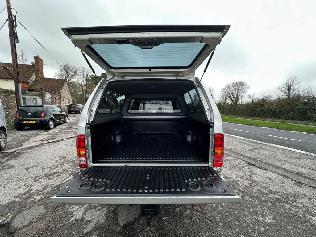 Used Toyota Hilux 2011 for sale - 77703885: Photo 46