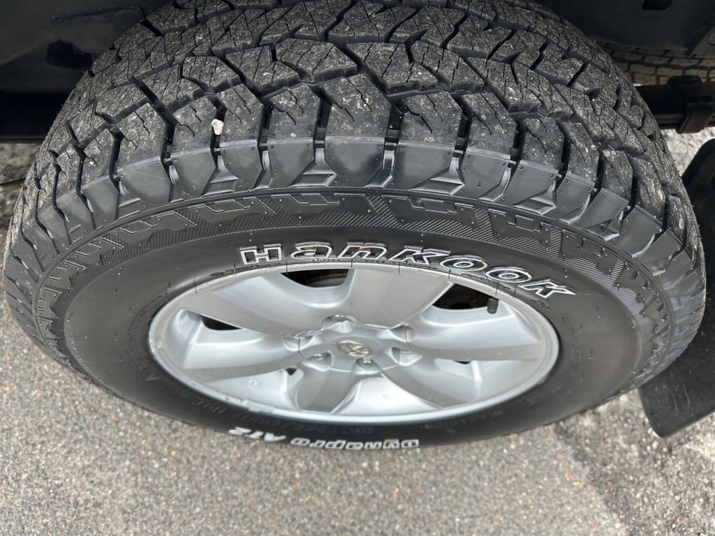 Used Toyota Hilux 2011 for sale - 77703885: Photo 50