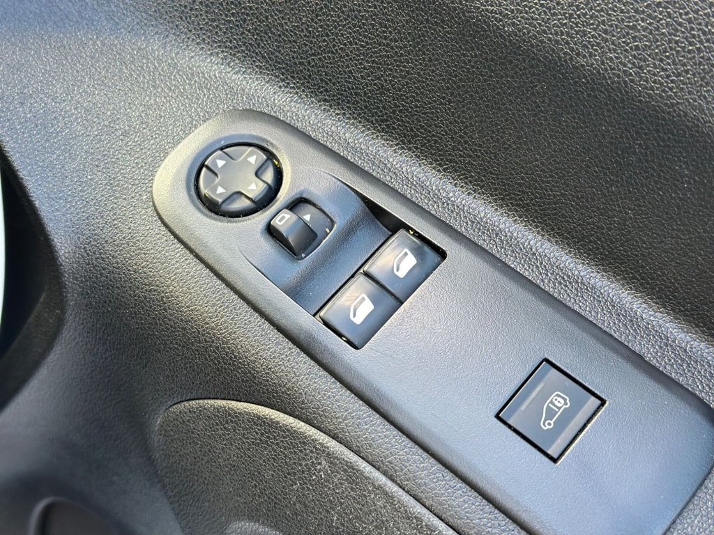 Used Vauxhall Combo 2019 for sale - 76546670: Photo 22