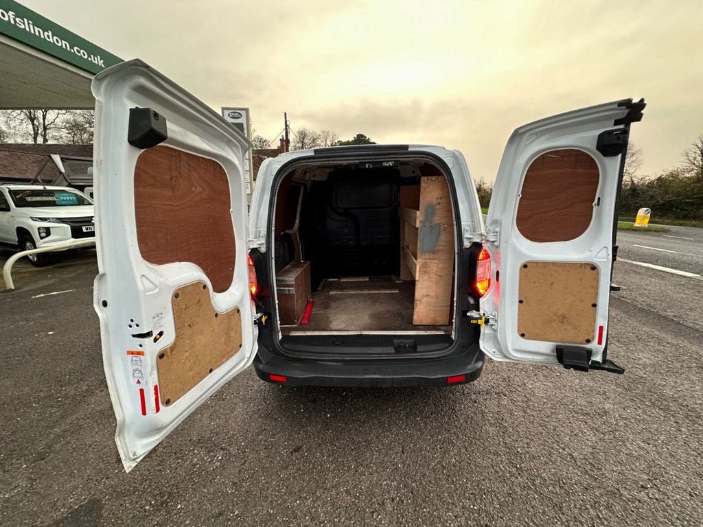 Used Ford Transit Courier 2016 for sale - 77132942: Photo 10