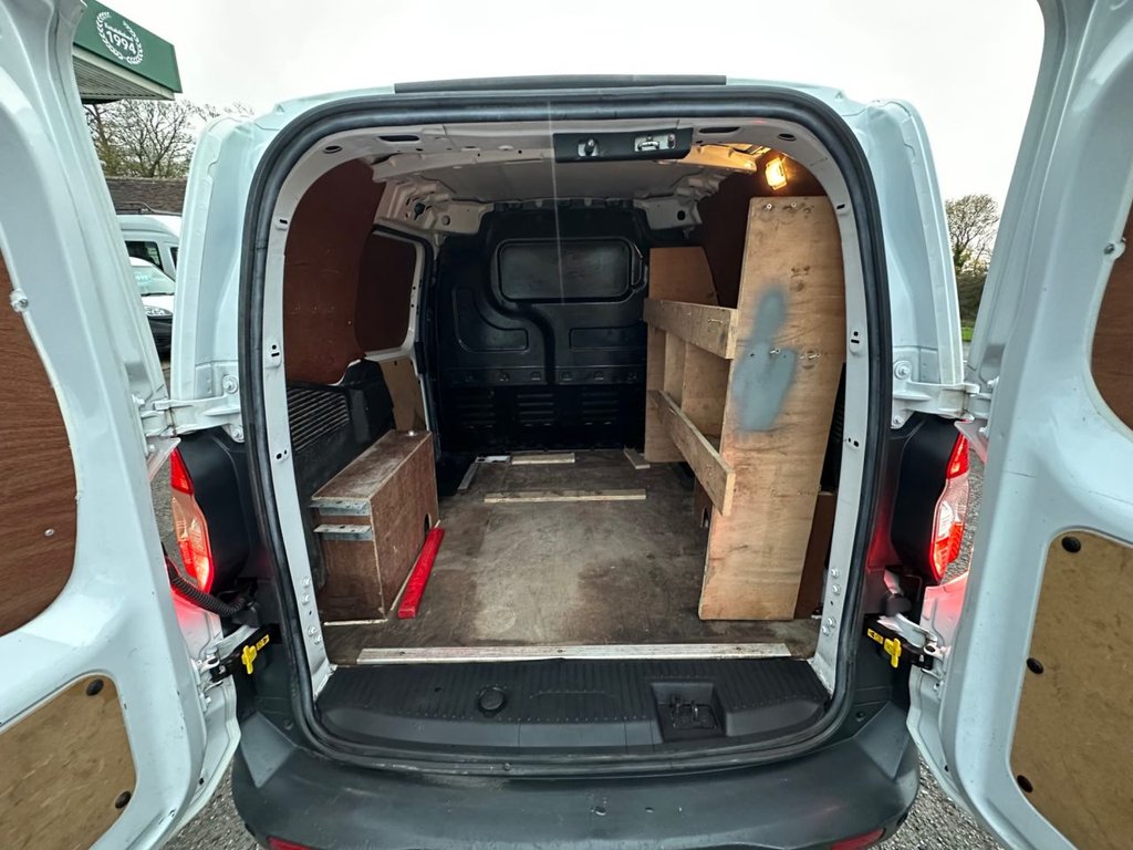 Used Ford Transit Courier 2016 for sale - 77132942: Photo 11