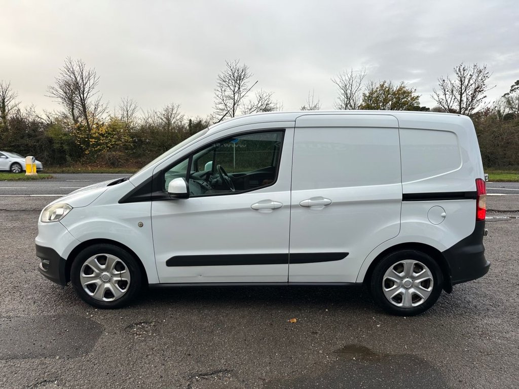 Used Ford Transit Courier 2016 for sale - 77132942: Photo 15