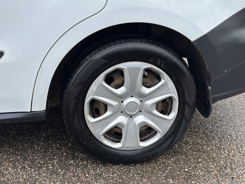 Used Ford Transit Courier 2016 for sale - 77132942: Photo 32