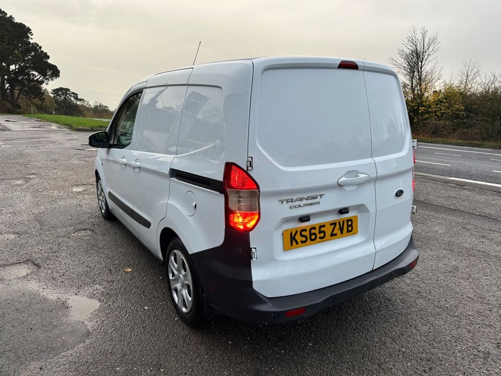 Used Ford Transit Courier 2016 for sale - 77132942: Photo 7