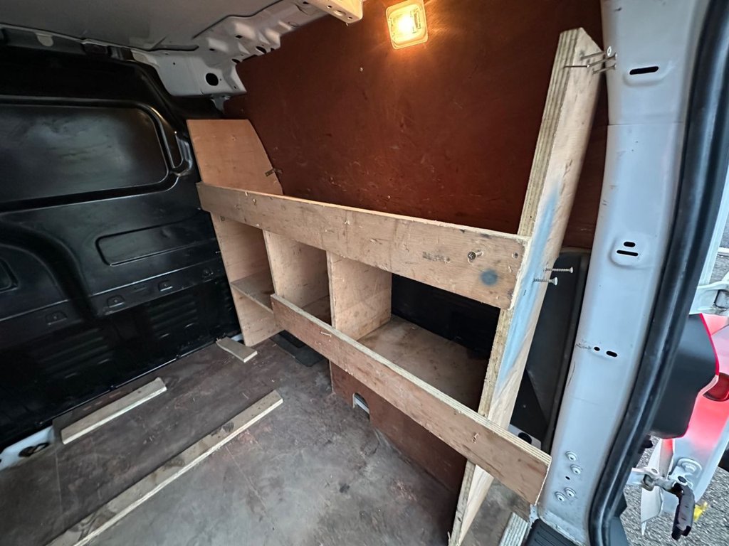 Used Ford Transit Courier 2016 for sale - 77132942: Photo 9