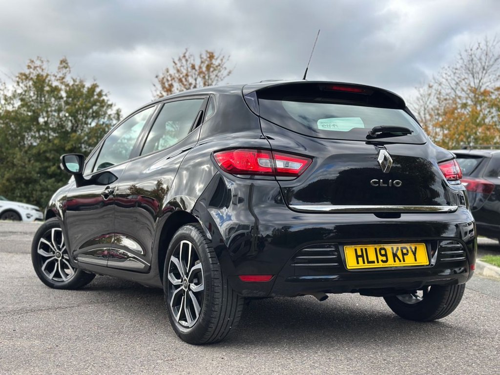 Used Renault Clio 2025 for sale - 76434106: Photo 4