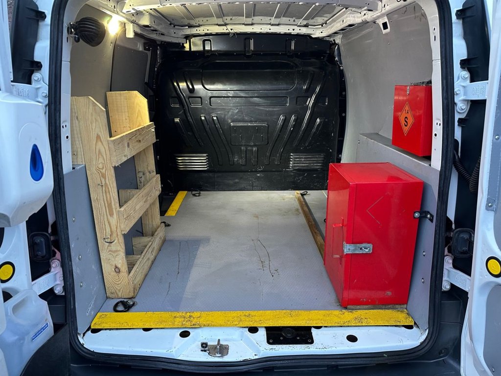 Used Ford Transit Connect 2017 for sale - 76454537: Photo 16