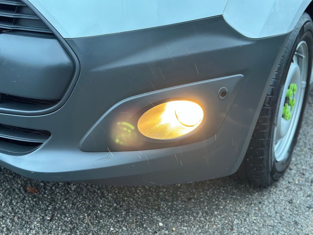 Used Ford Transit Connect 2017 for sale - 76454537: Photo 32