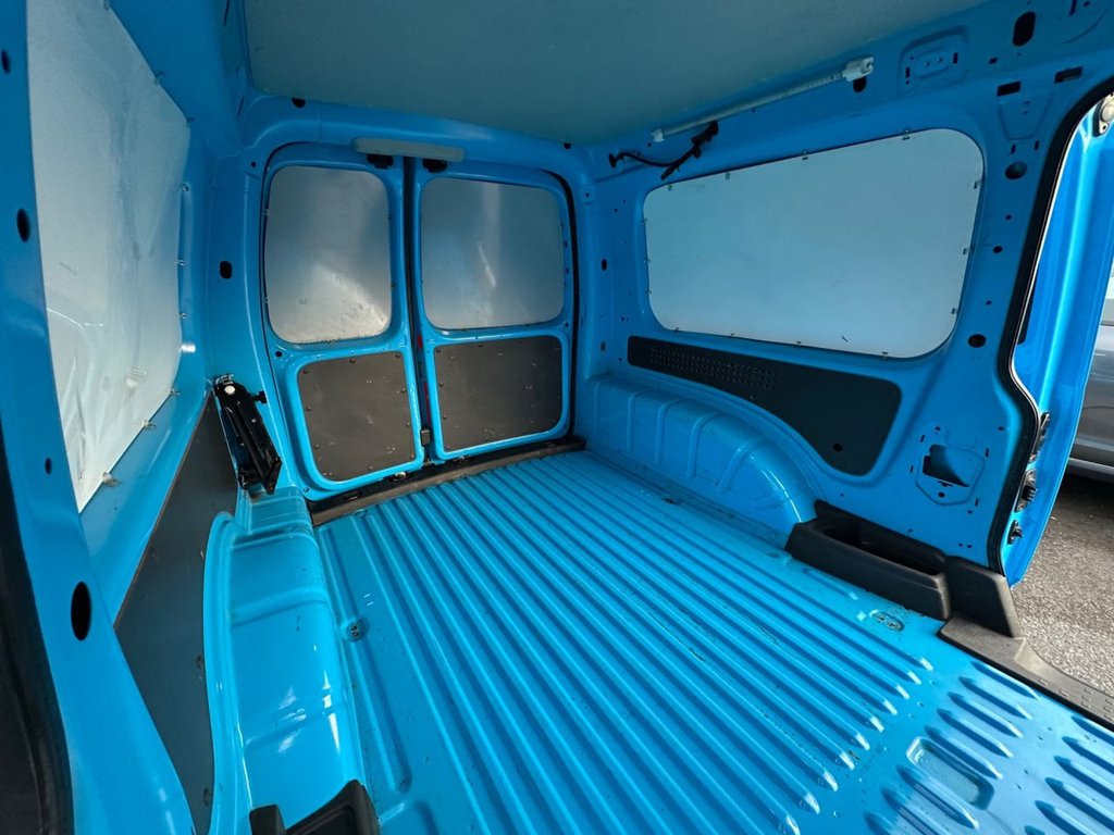 Used Volkswagen Caddy 2015 for sale - 76546640: Photo 15