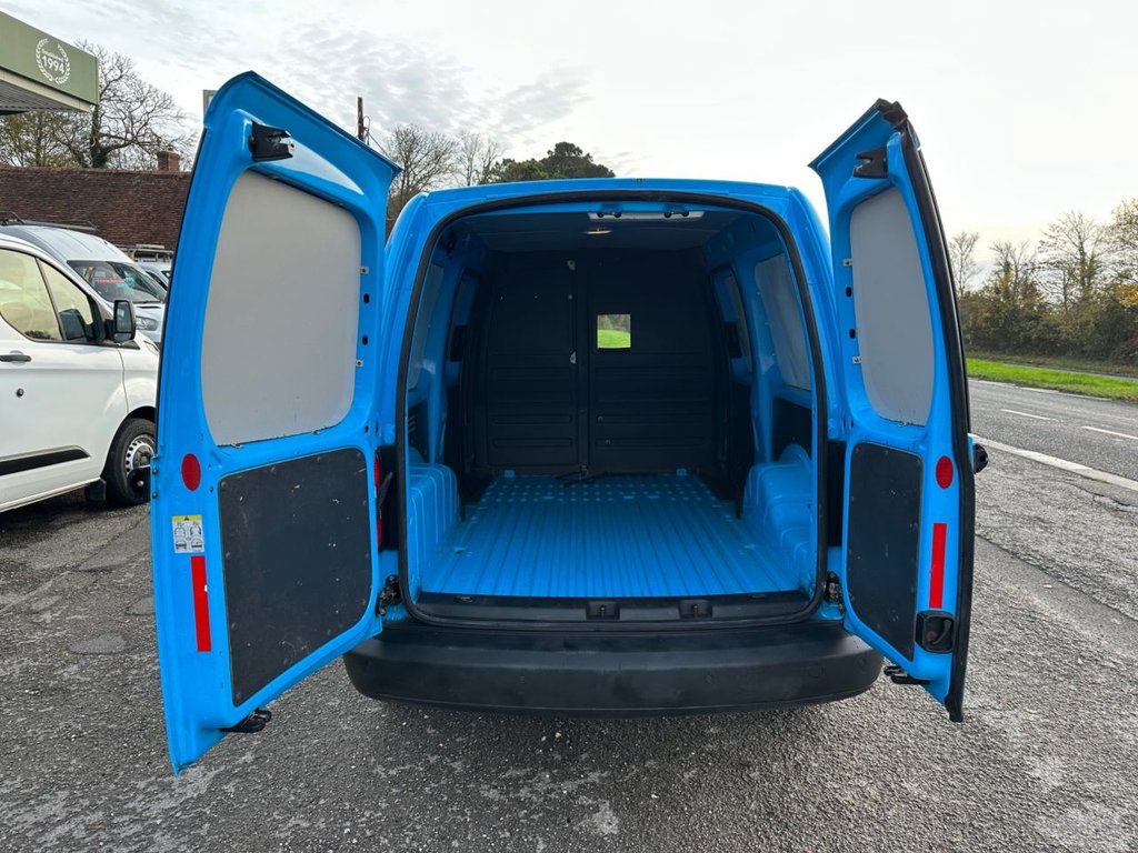 Used Volkswagen Caddy 2015 for sale - 76546640: Photo 18