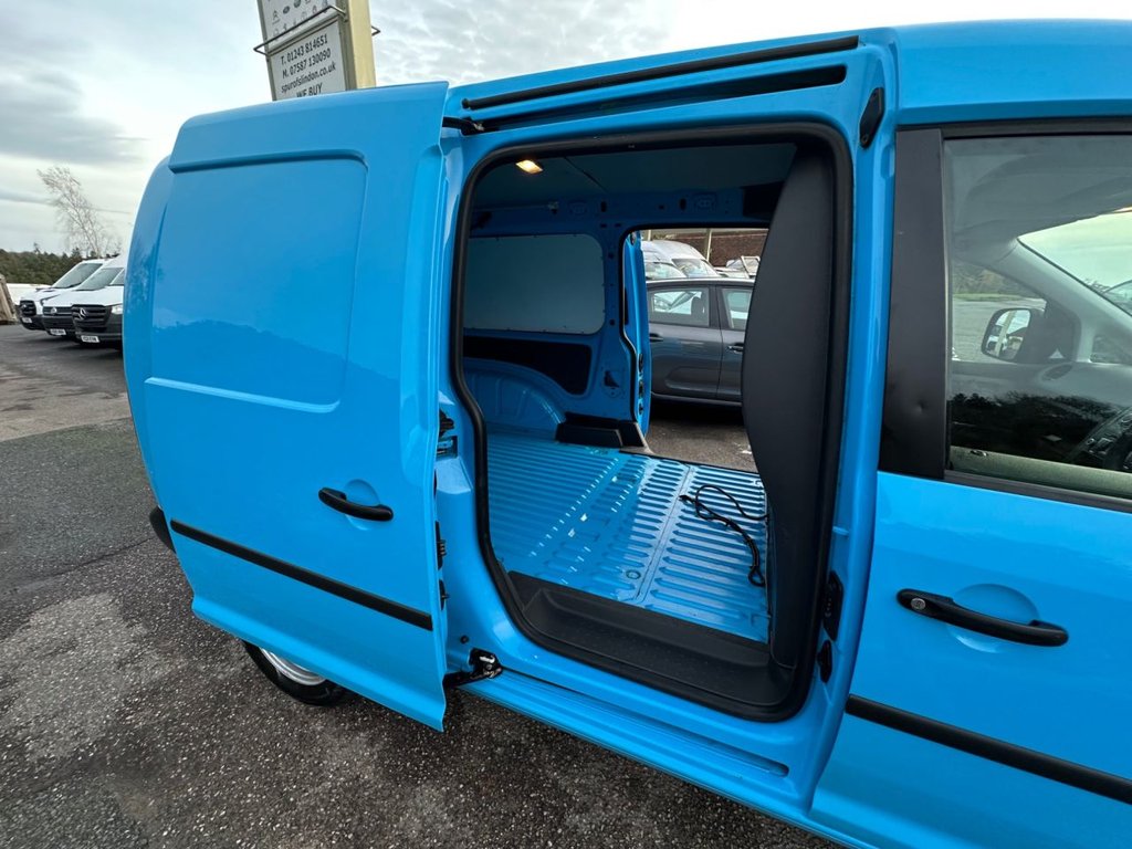 Used Volkswagen Caddy 2015 for sale - 76546640: Photo 31