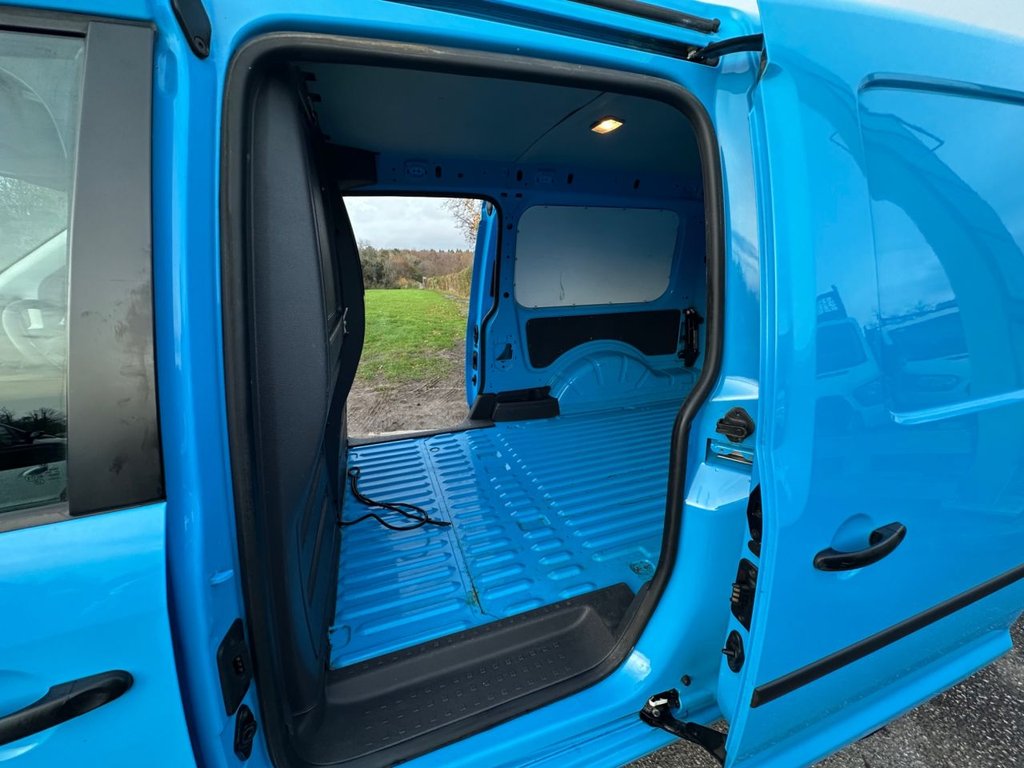 Used Volkswagen Caddy 2015 for sale - 76546640: Photo 34