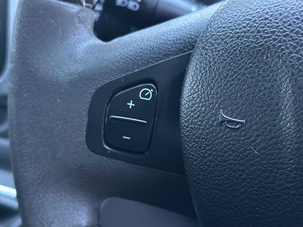 Used Vauxhall Vivaro 2015 for sale - 77302145: Photo 24