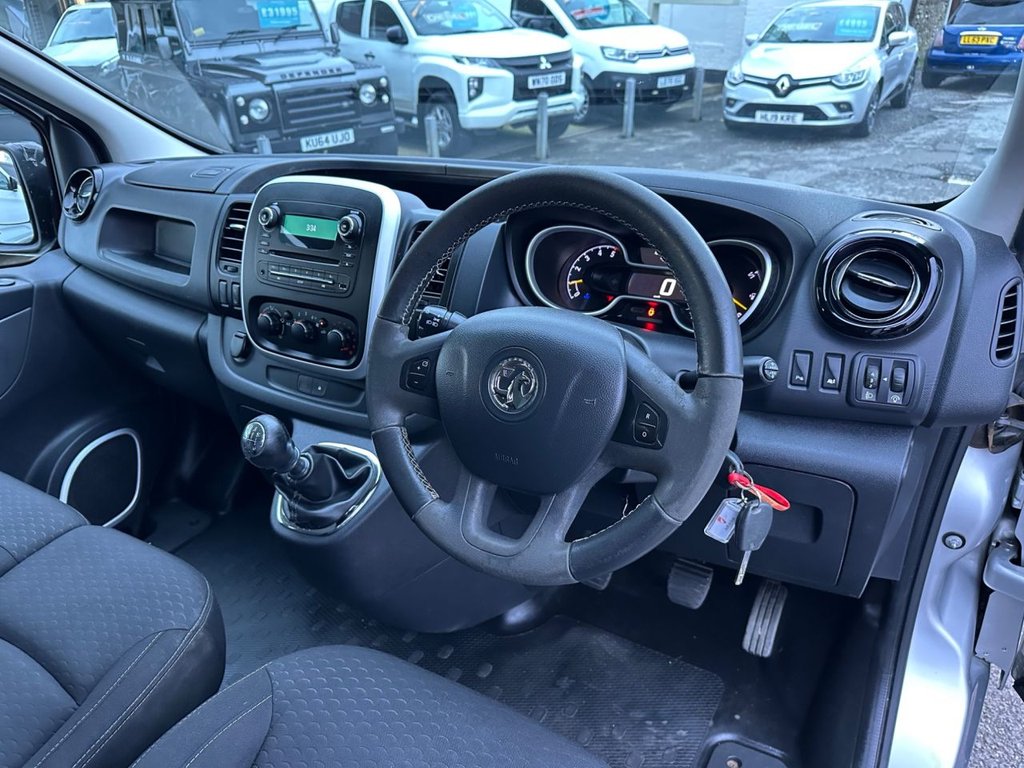 Used Vauxhall Vivaro 2015 for sale - 77302145: Photo 27