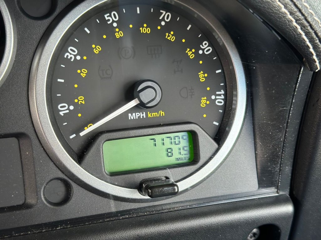 Used Land Rover Defender 2014 for sale - 76434095: Photo 16