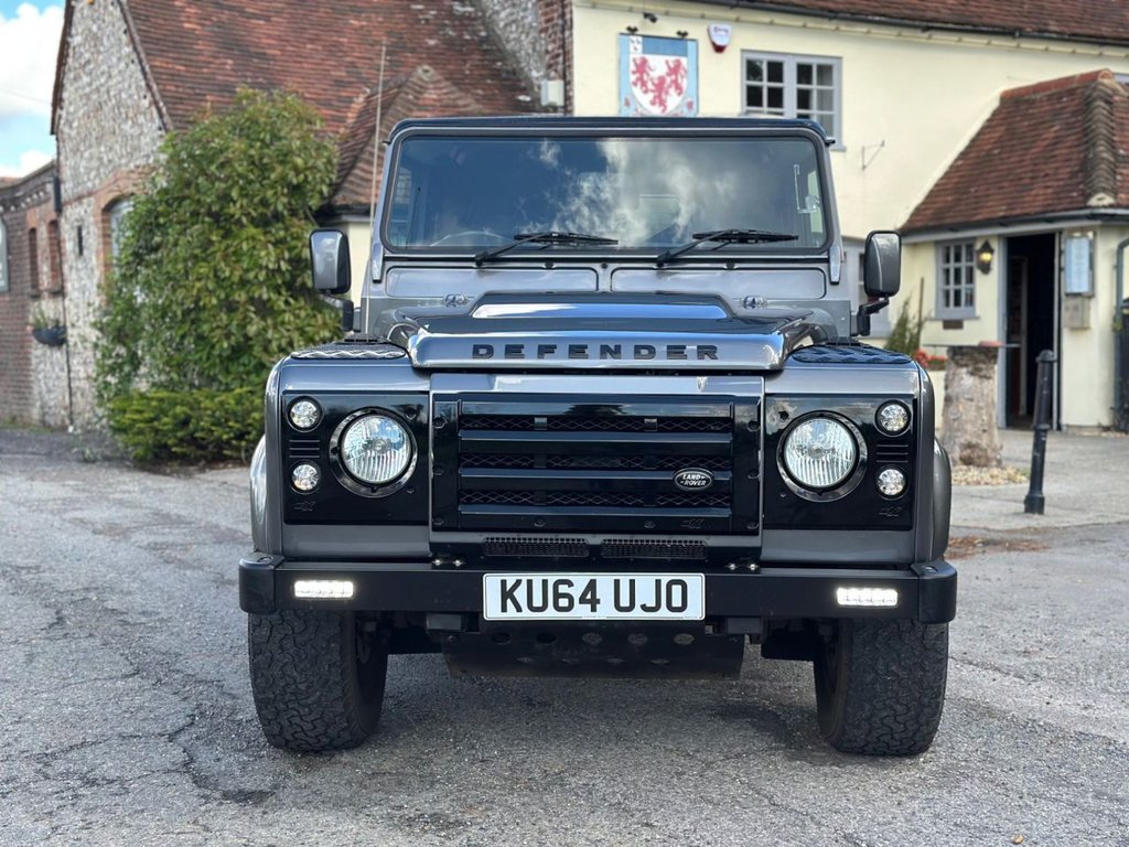 Used Land Rover Defender 2014 for sale - 76434095: Photo 4