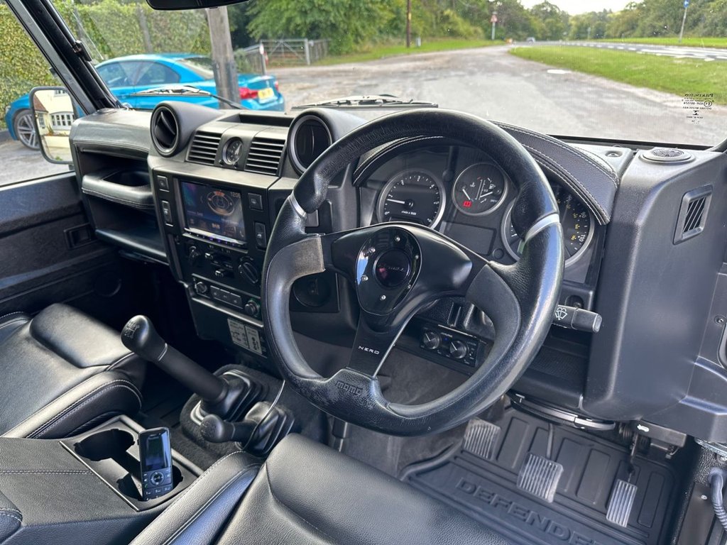 Used Land Rover Defender 2014 for sale - 76434095: Photo 49