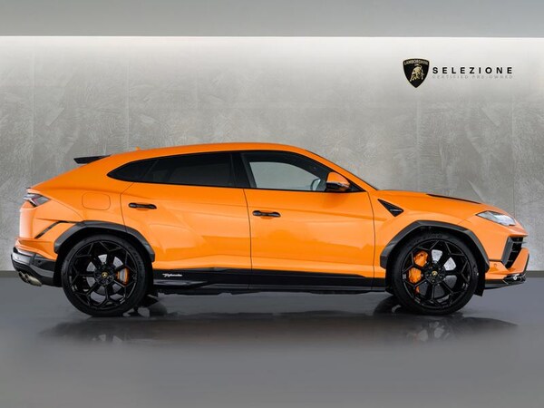 Used Lamborghini Urus for sale - 75183651: Photo 2