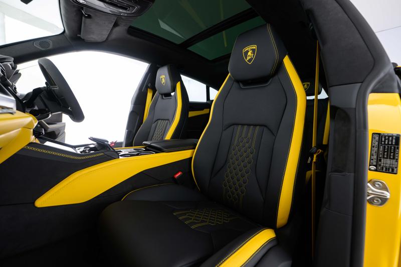 Used Lamborghini Urus 2025 for sale - 76467652: Photo 18