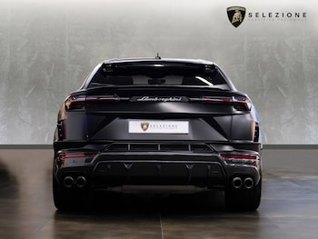 Used Lamborghini Urus 2023 for sale - 78903540: Photo