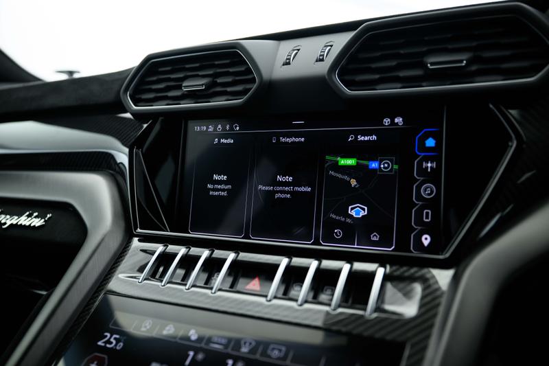 Used Lamborghini Urus for sale - 77301235: Photo 11