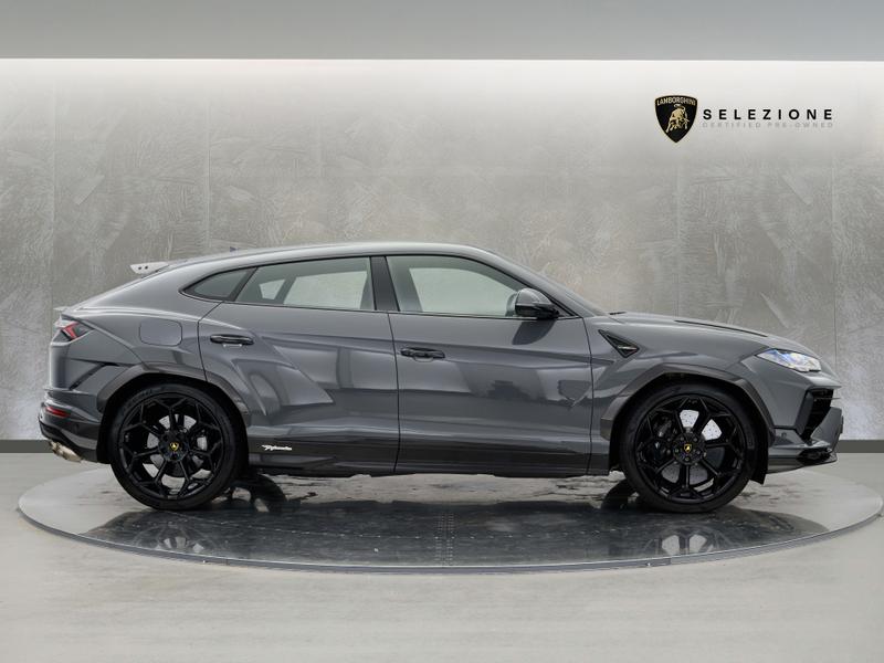 Used Lamborghini Urus for sale - 77301235: Photo 2