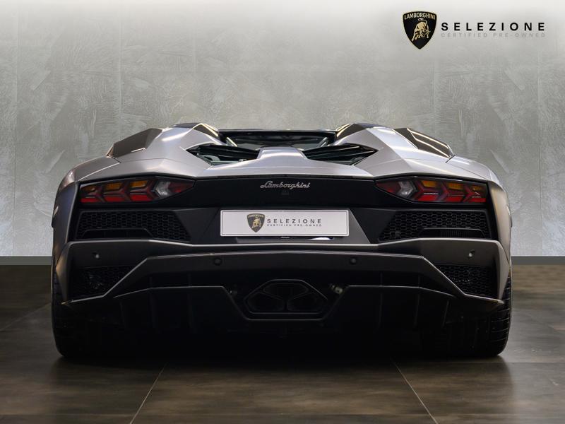 Used Lamborghini Aventador 2018 for sale - 77746778: Photo 4