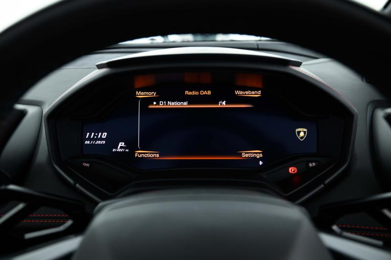 Used Lamborghini Huracan 2016 for sale - 77965923: Photo 17