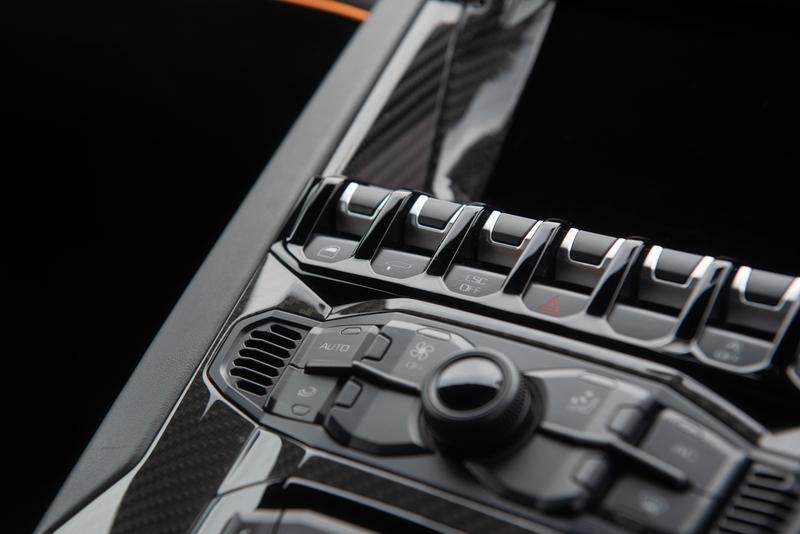 Used Lamborghini Aventador 2016 for sale - 76882469: Photo 13