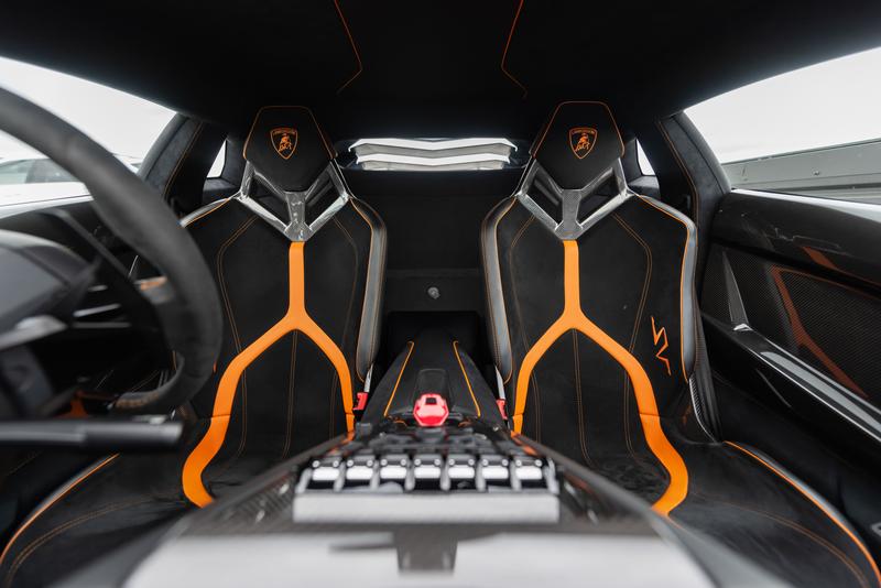 Used Lamborghini Aventador 2016 for sale - 76882469: Photo 7