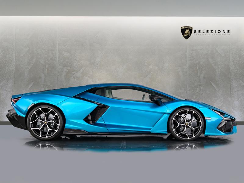 Used Lamborghini Revuelto 2024 for sale - 76738974: Photo 2