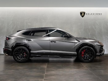 Used Lamborghini Urus 2022 for sale - 76716428: Photo