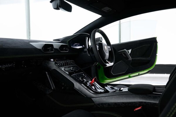 Used Lamborghini Huracan 2018 for sale - 75627456: Photo 17