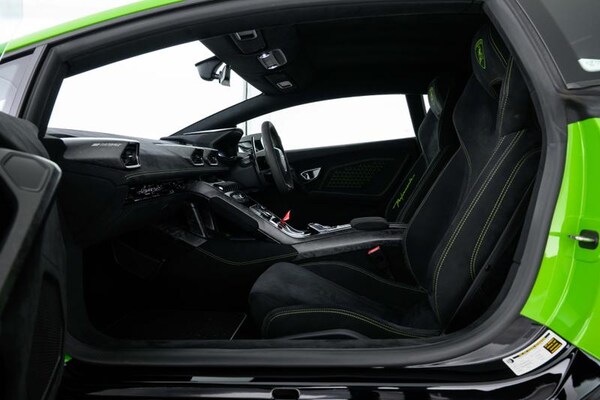 Used Lamborghini Huracan 2018 for sale - 75627456: Photo 6