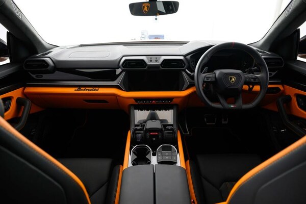 Used Lamborghini Urus 2025 for sale - 76038247: Photo 11