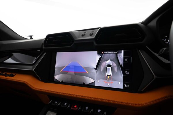 Used Lamborghini Urus 2025 for sale - 76038247: Photo 16