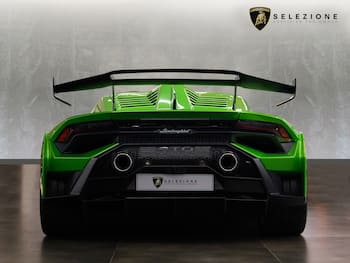 Used Lamborghini Huracan 2023 for sale - 79668733: Photo