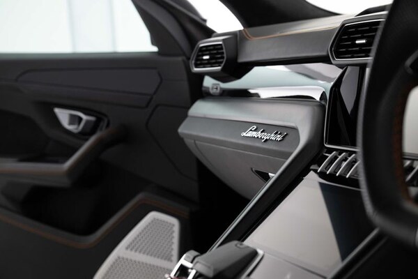 Used Lamborghini Urus 2022 for sale - 75039001: Photo 18